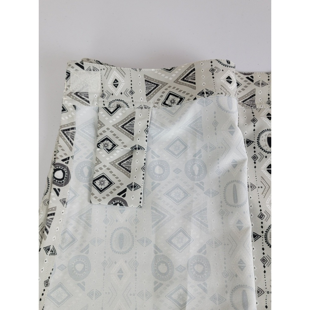 RipSkirt Hawaii Wrap Skirt L Grey Tribal Geometric Length 2 Travel Beach - Picture 5 of 9